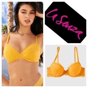 Nwt LA SENZA spacer foam lightly lined lace demi bra. 36A.